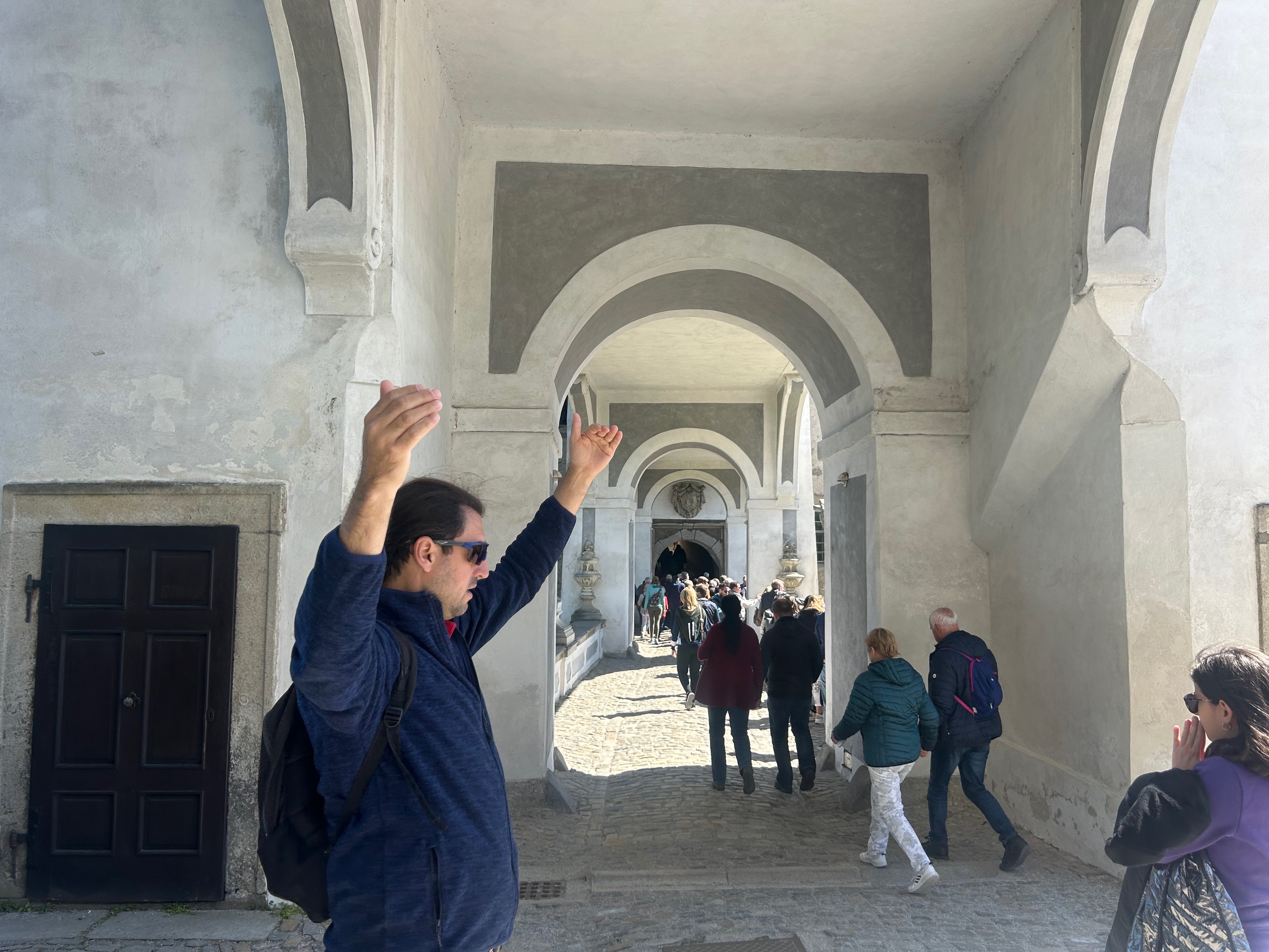 castle_tour