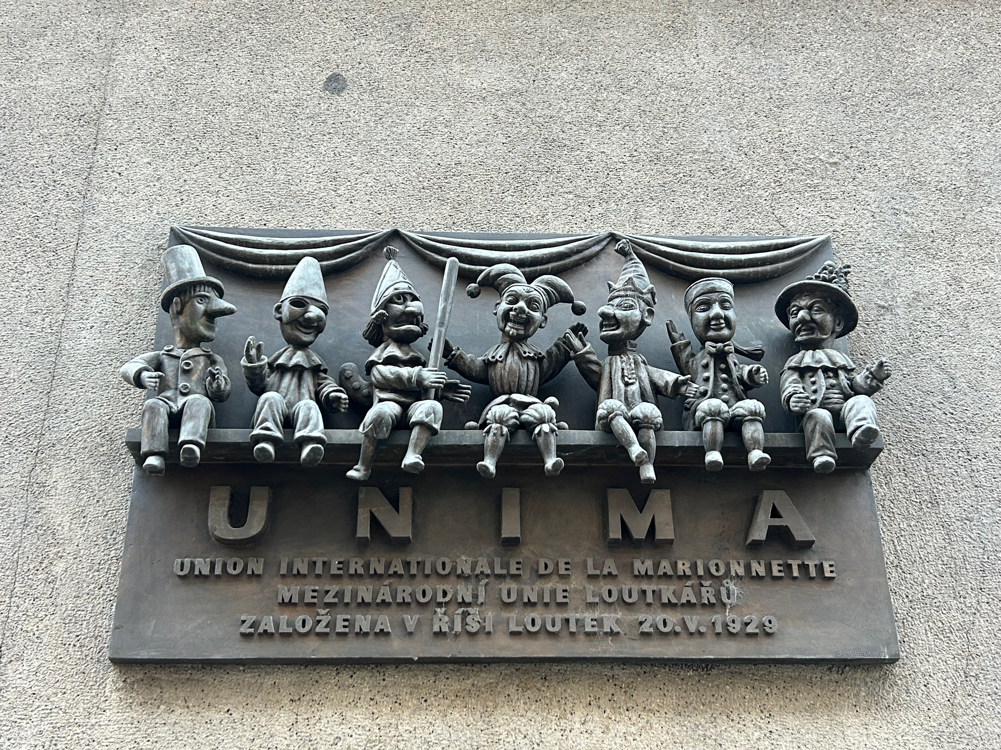 marionettes3