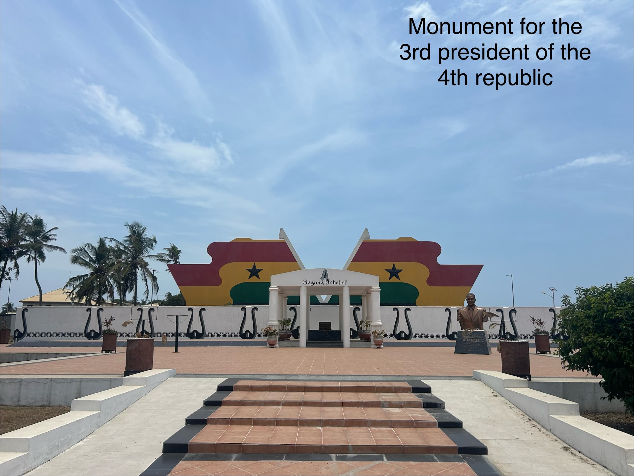 monument2