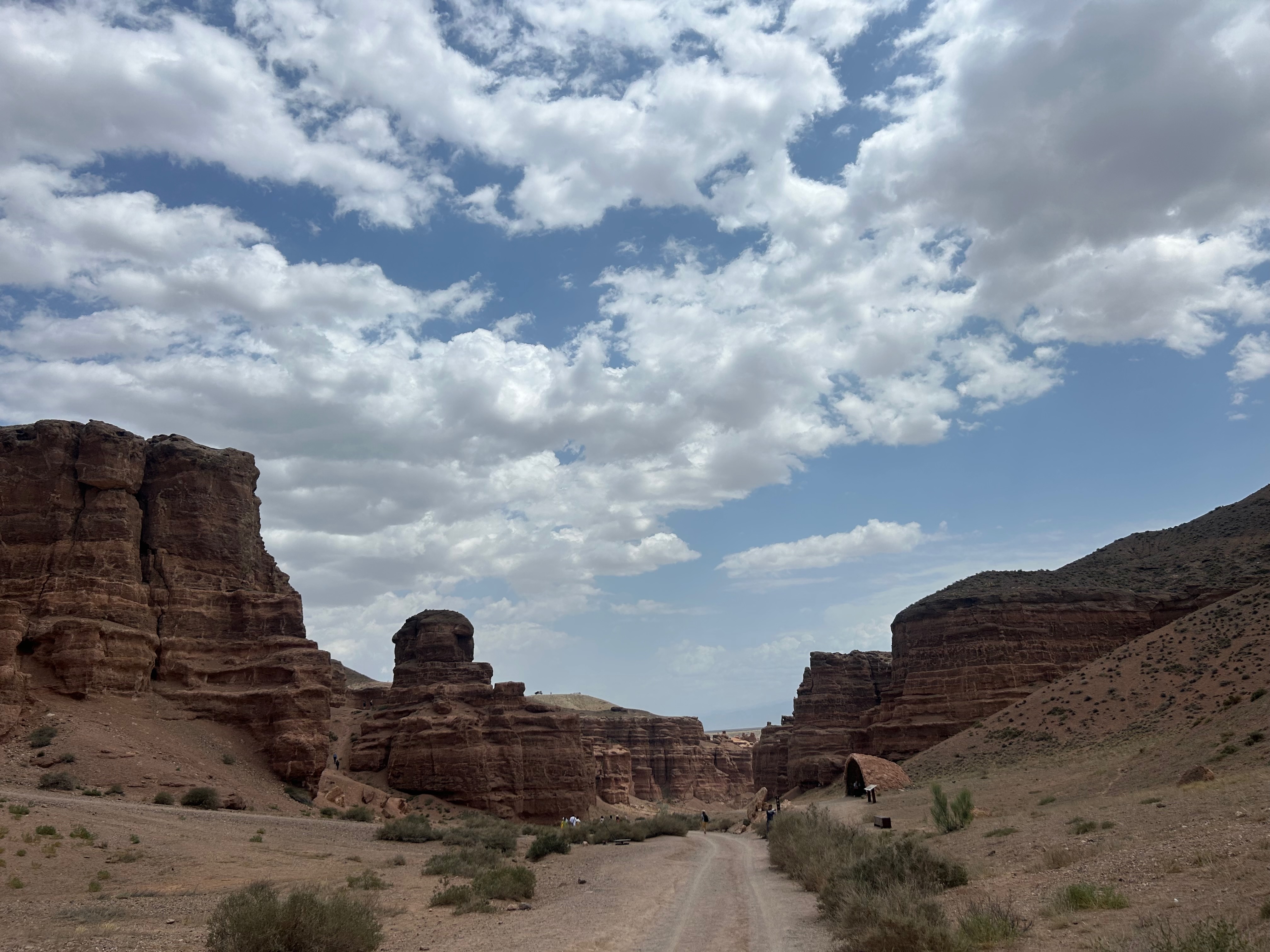 charyon_canyon_2