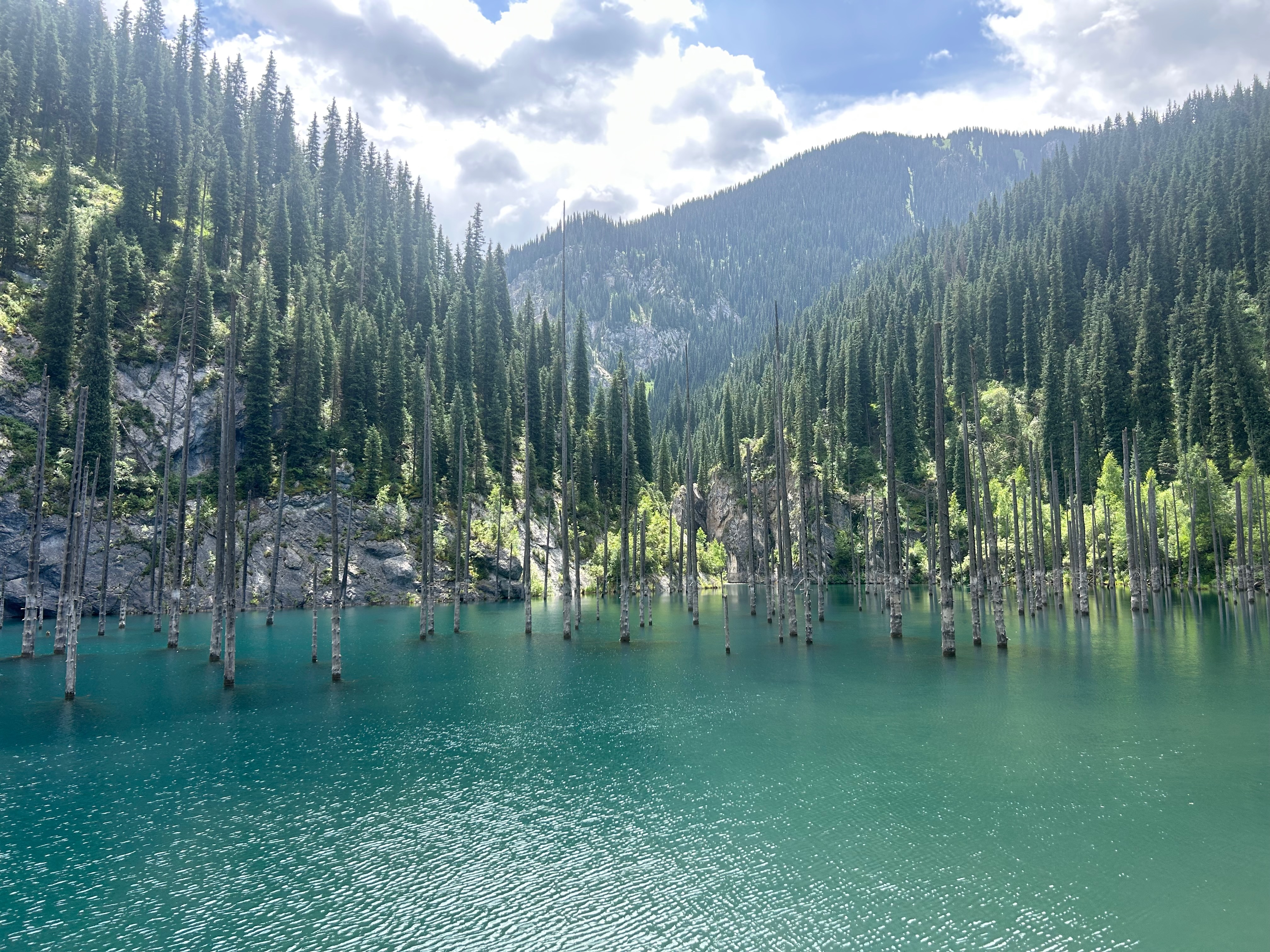 kaindy_lake_1