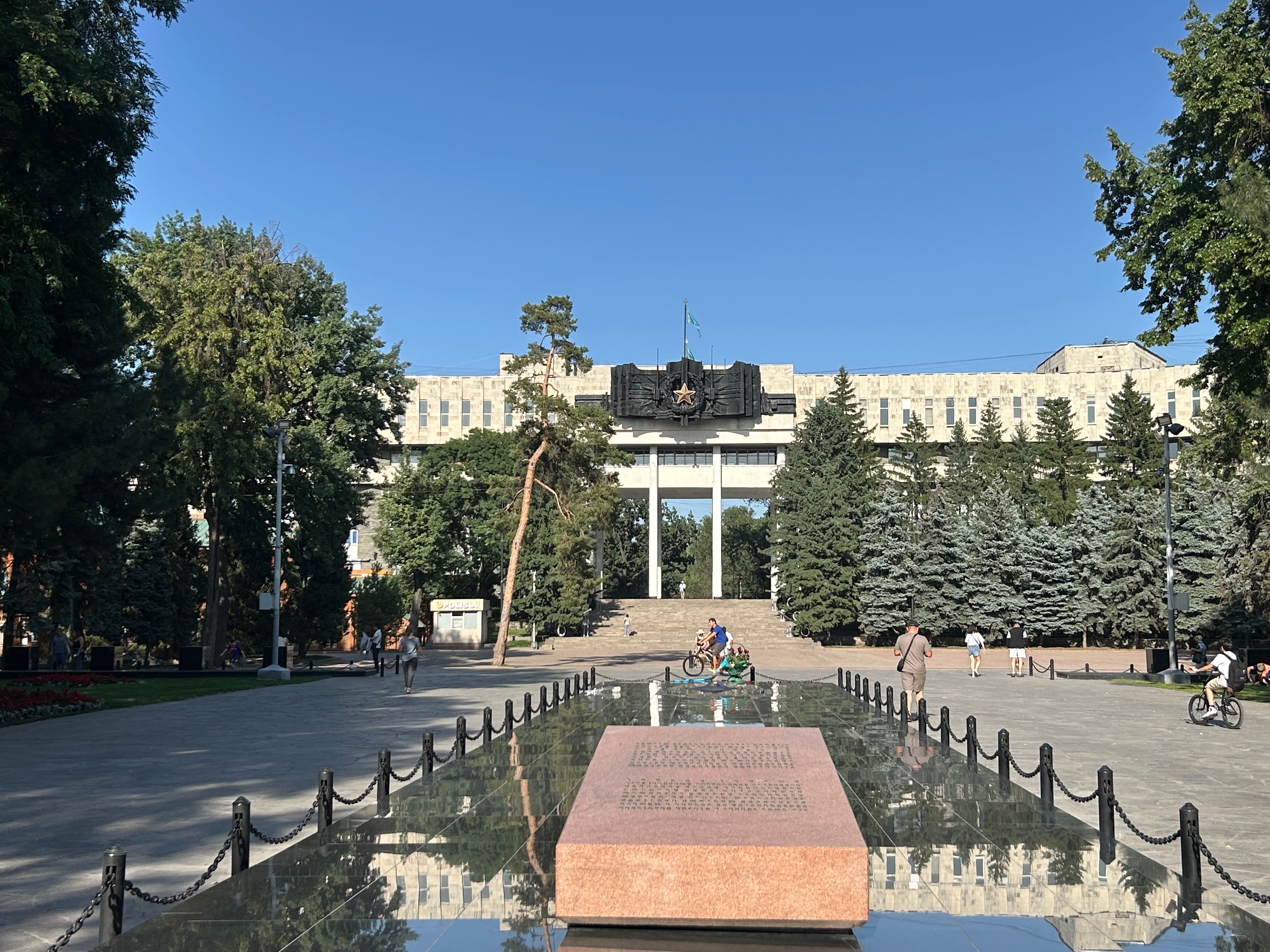 war_monument