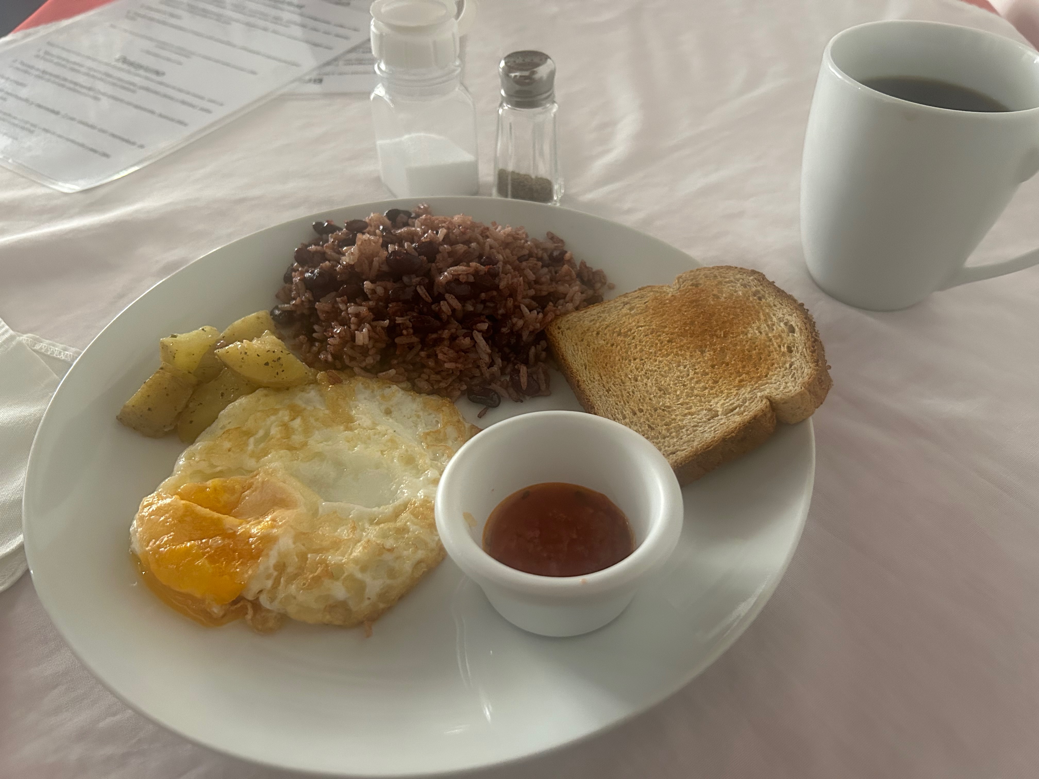 hotel_breakfast
